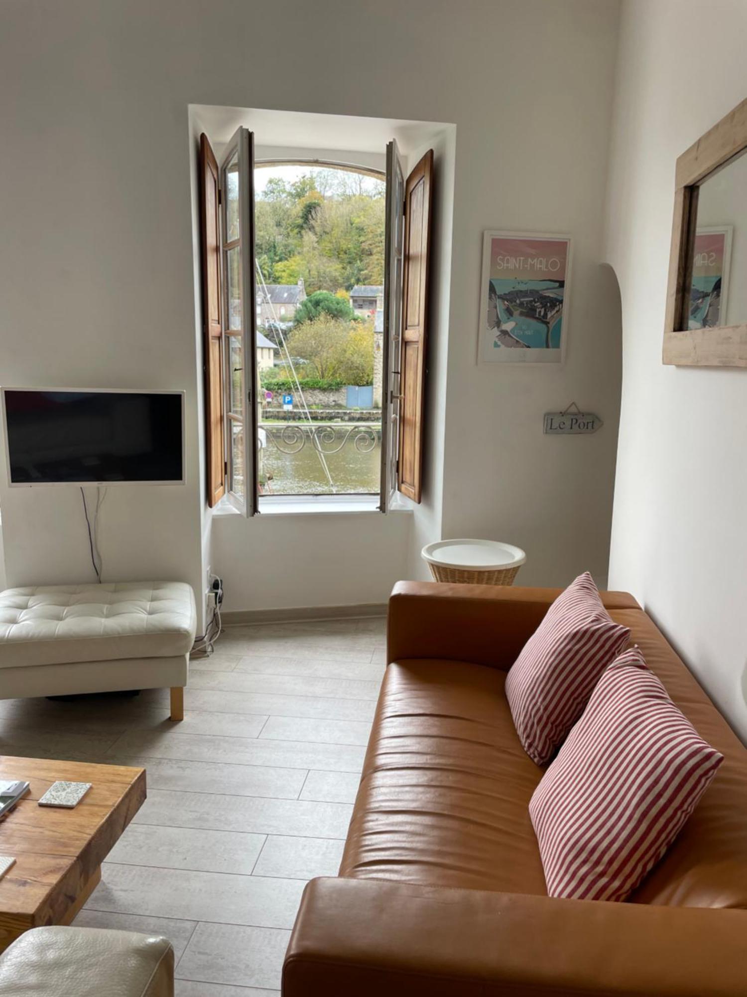 Appartement Au Port Dinan Buitenkant foto