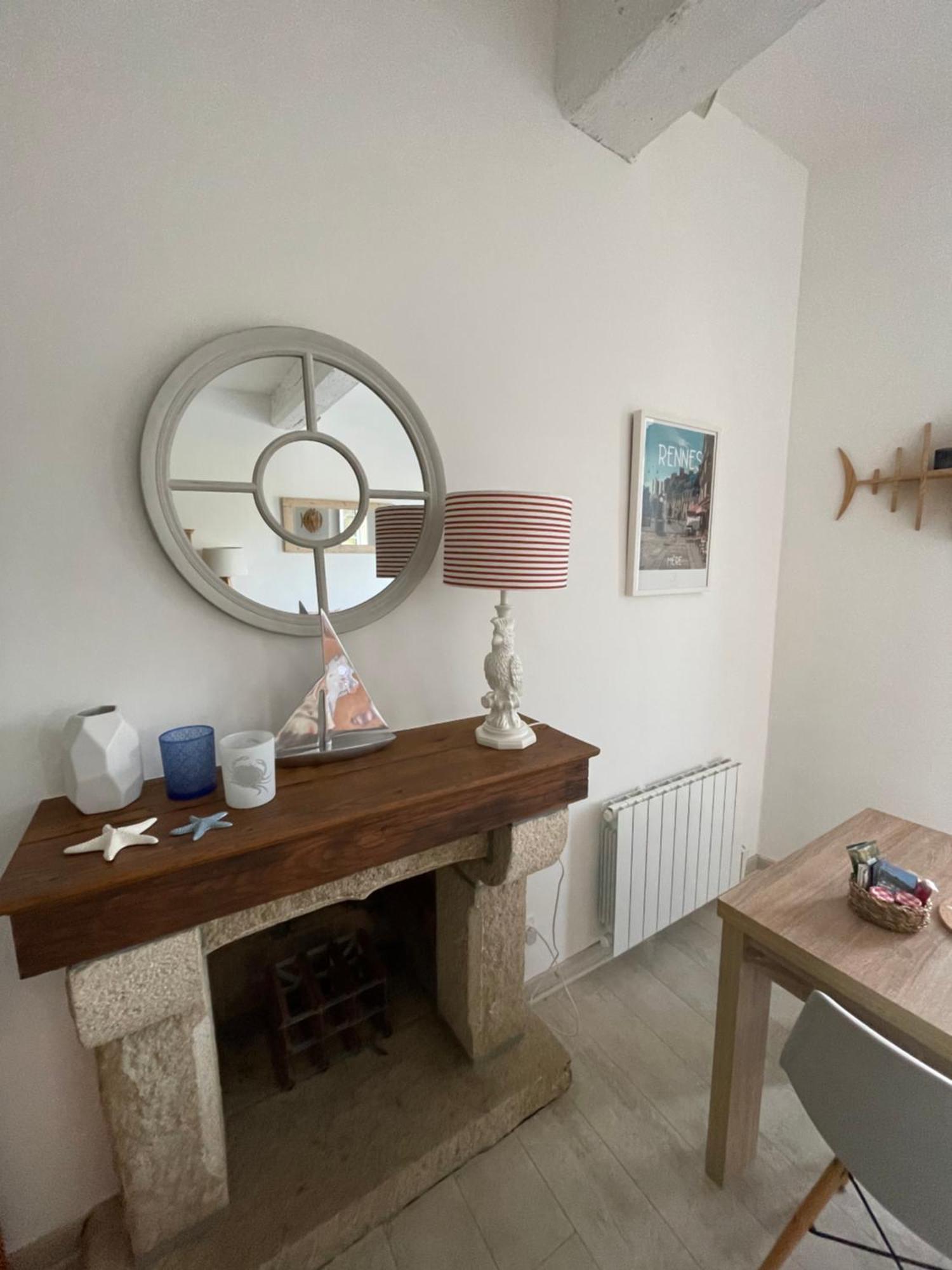 Appartement Au Port Dinan Buitenkant foto